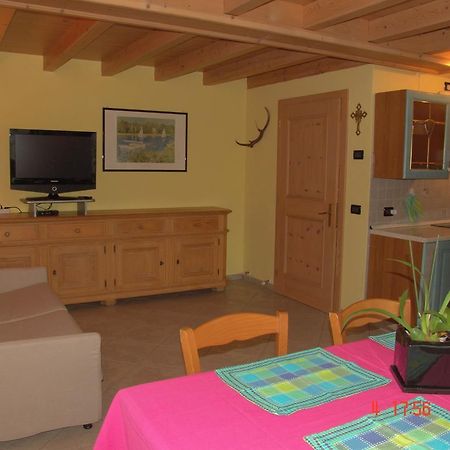 Casa Martina Apartman Livigno Szoba fotó