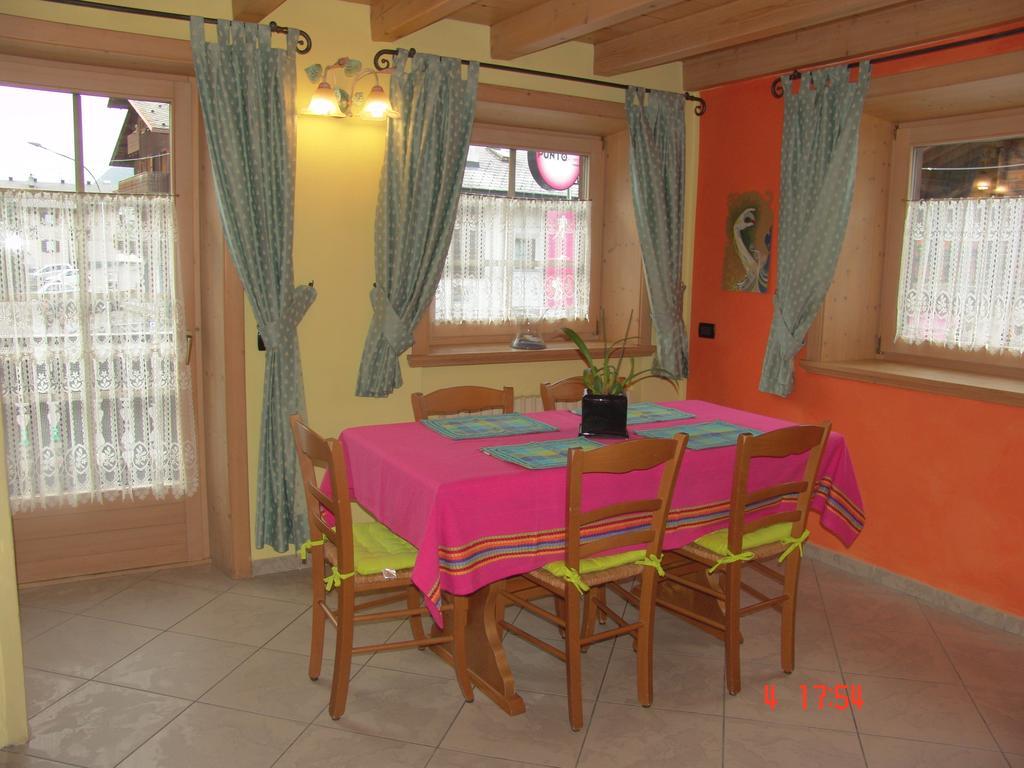 Casa Martina Apartman Livigno Szoba fotó