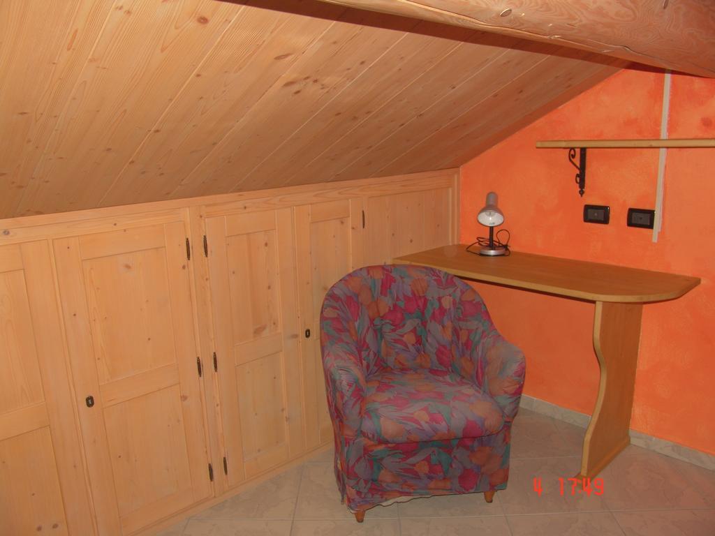 Casa Martina Apartman Livigno Szoba fotó