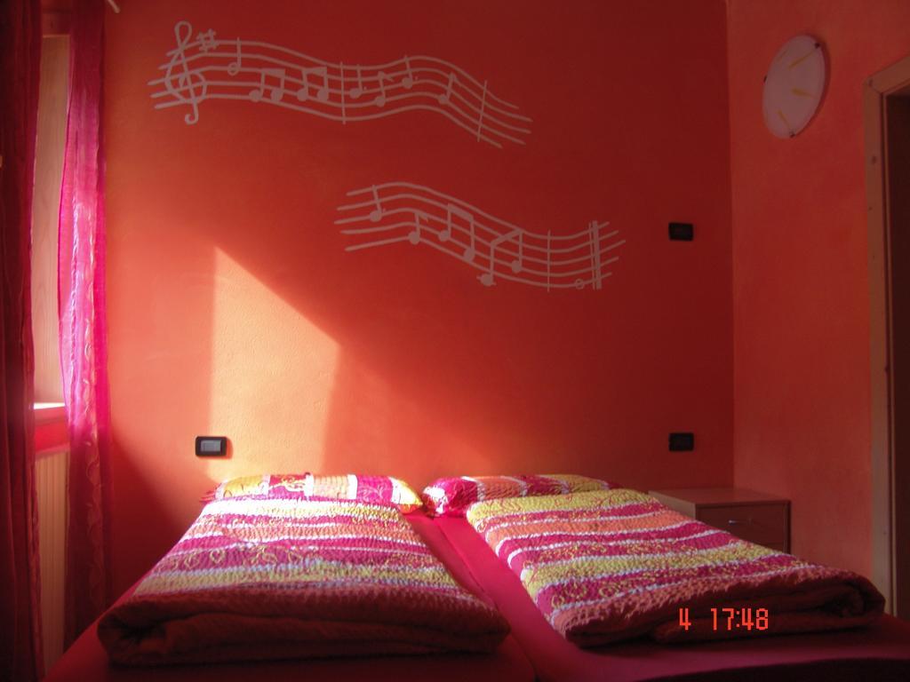 Casa Martina Apartman Livigno Szoba fotó
